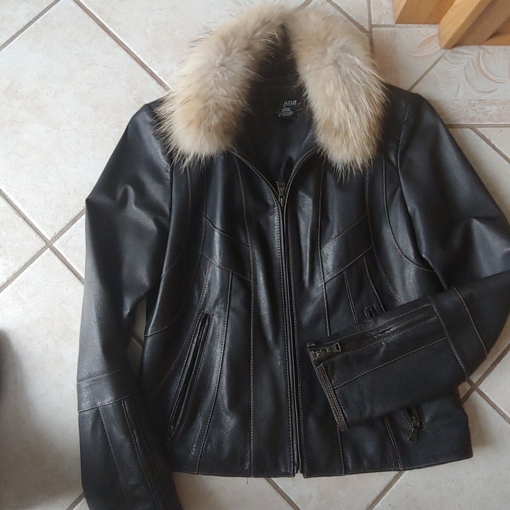 Leather jacket - Picture 3 of 4
